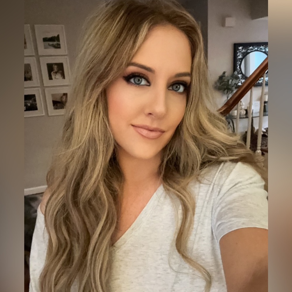 Meet your Posher, Allie